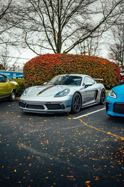2017 Porsche 718 Cayman S - Image 4 of 5