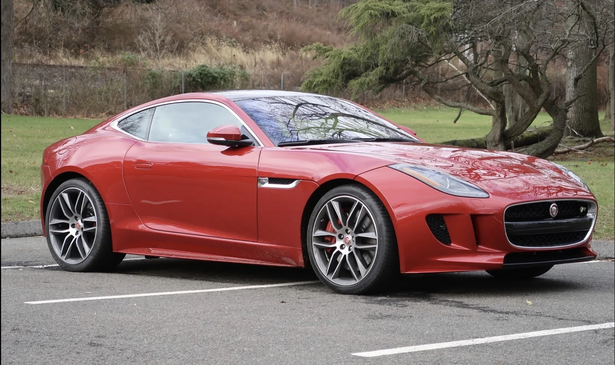 2017 Jaguar F-Type R 1st Gen - Image 2 of 4