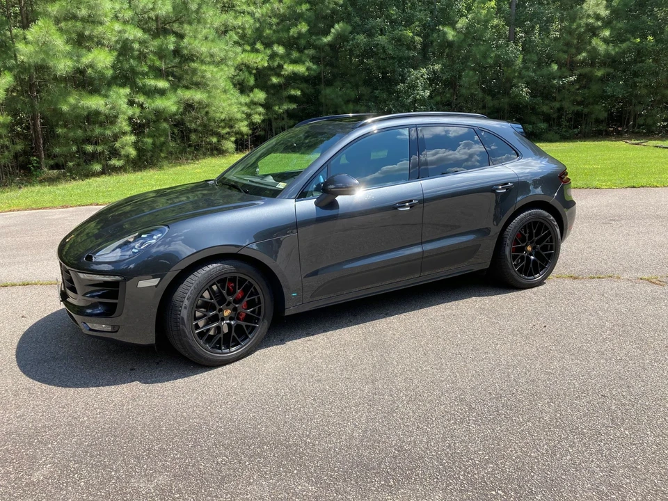 2017 Porsche Macan GTS - Image 5 of 8