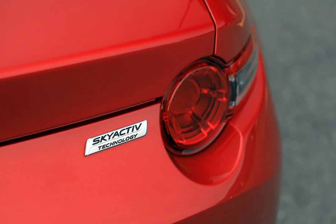 2017 Mazda ND MX-5 Miata - Image 13 of 25