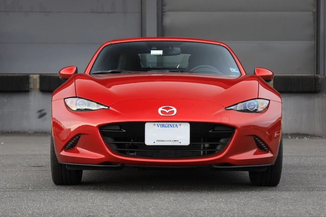 2017 Mazda ND MX-5 Miata - Image 15 of 25