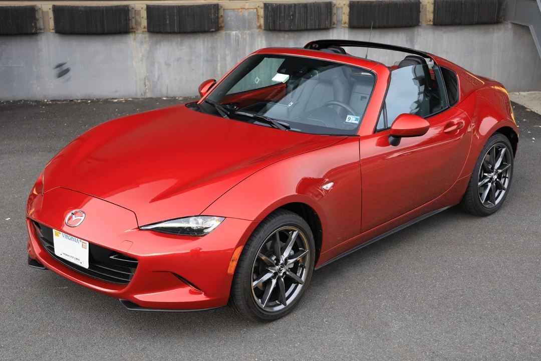 2017 Mazda ND MX-5 Miata - Image 4 of 25