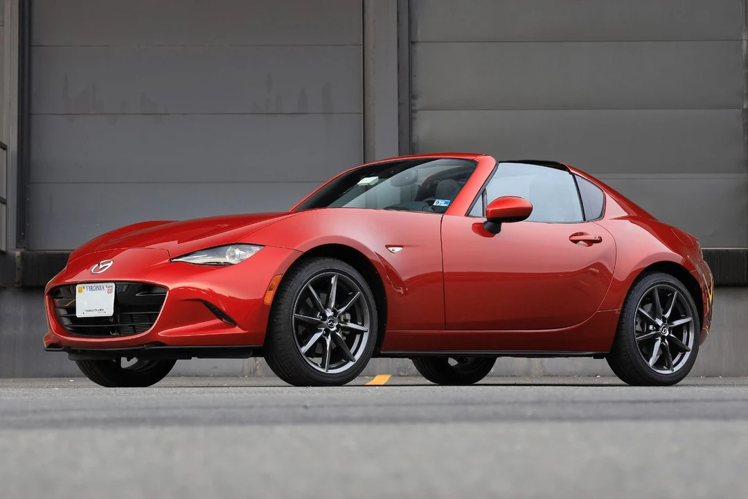 2017 Mazda ND MX-5 Miata - Image 5 of 25