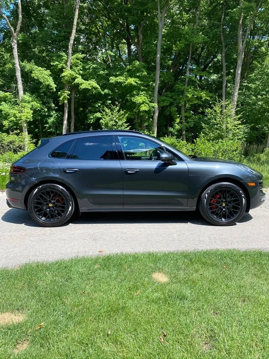Porsche Macan GTS - Image 7 of 14