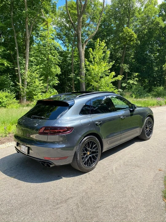 Porsche Macan GTS - Image 6 of 14