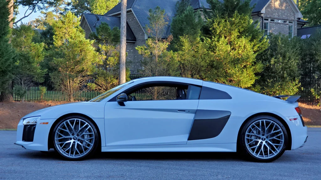 2017 Audi 4S R8 - Image 5 of 10