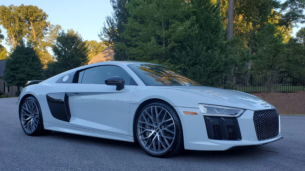 2017 Audi 4S R8 - Image 2 of 10