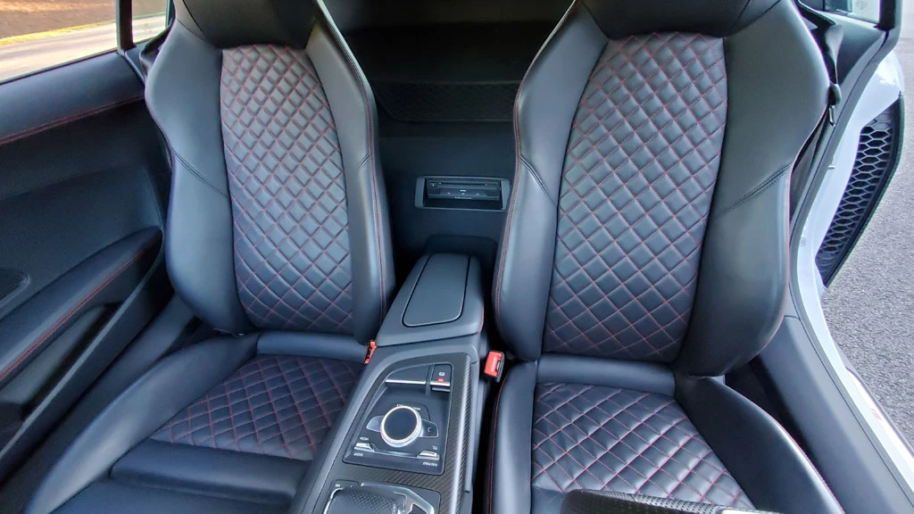 2017 Audi 4S R8 - Image 10 of 10
