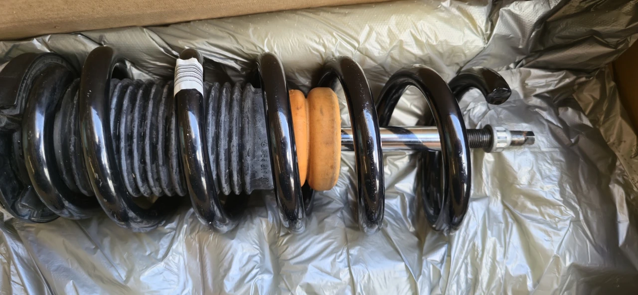 2018 Parts & Memorabilia Mechanical Components - Image 10 of 11