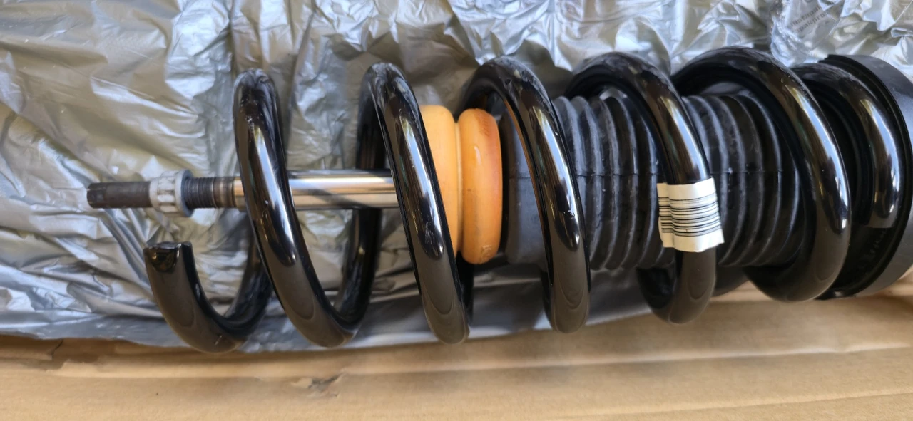 2018 Parts & Memorabilia Mechanical Components - Image 9 of 11