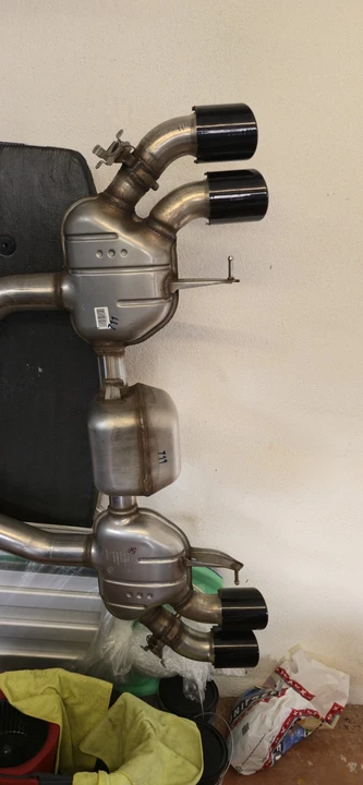 2018 Parts & Memorabilia Mechanical Components - Image 8 of 19