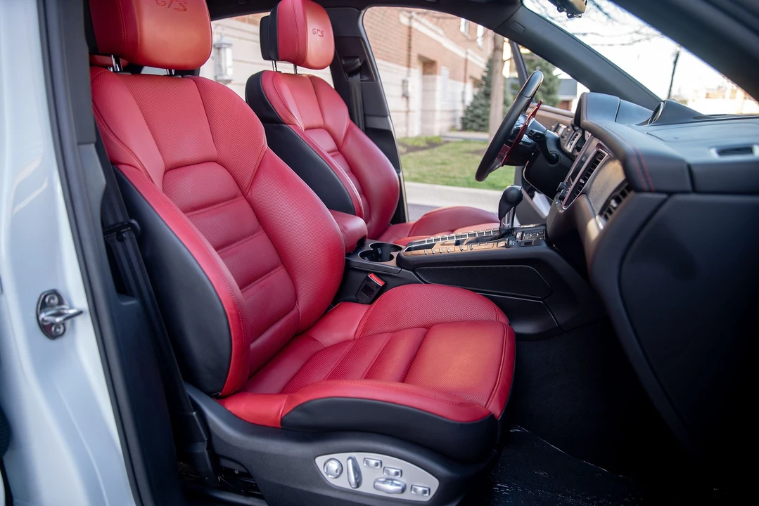 2018 Porsche Macan GTS - Image 12 of 19