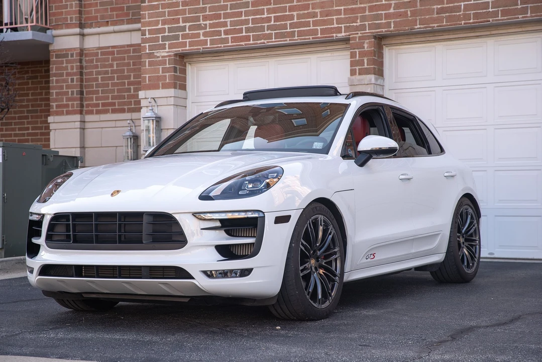 2018 Porsche Macan GTS - Image 3 of 19