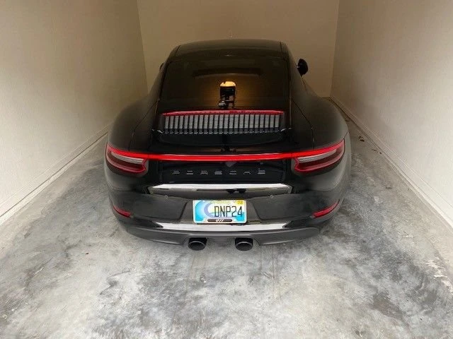 2018 Porsche 991 Carrera 4S - Image 9 of 10