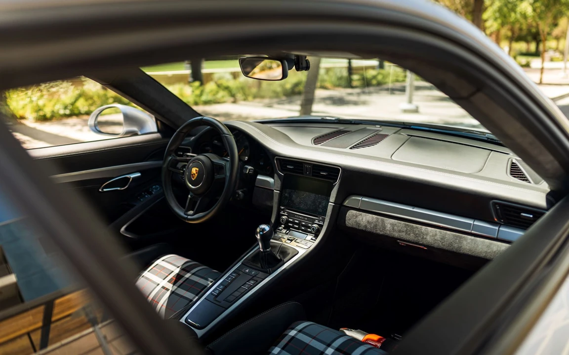 2018 Porsche 991 GT3 - Image 11 of 26