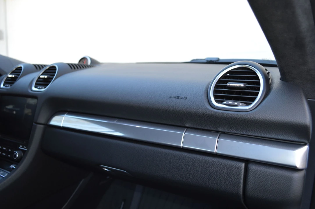 2019 Porsche 718 Cayman GTS - Image 26 of 31