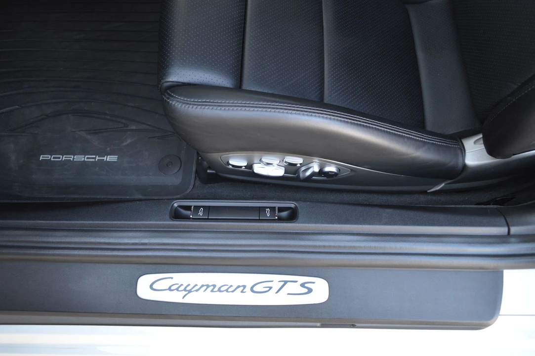 2019 Porsche 718 Cayman GTS - Image 19 of 31