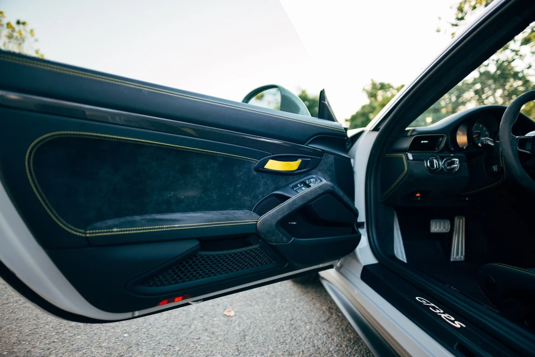 2019 Porsche 991 GT3 RS - Image 22 of 24