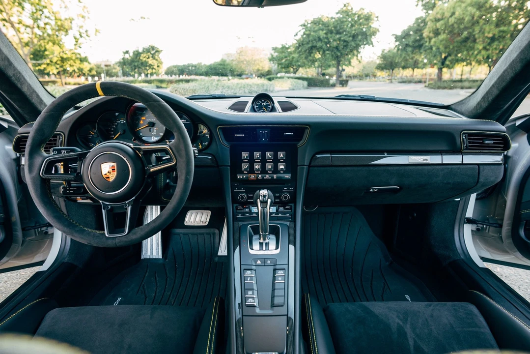 2019 Porsche 991 GT3 RS - Image 17 of 24