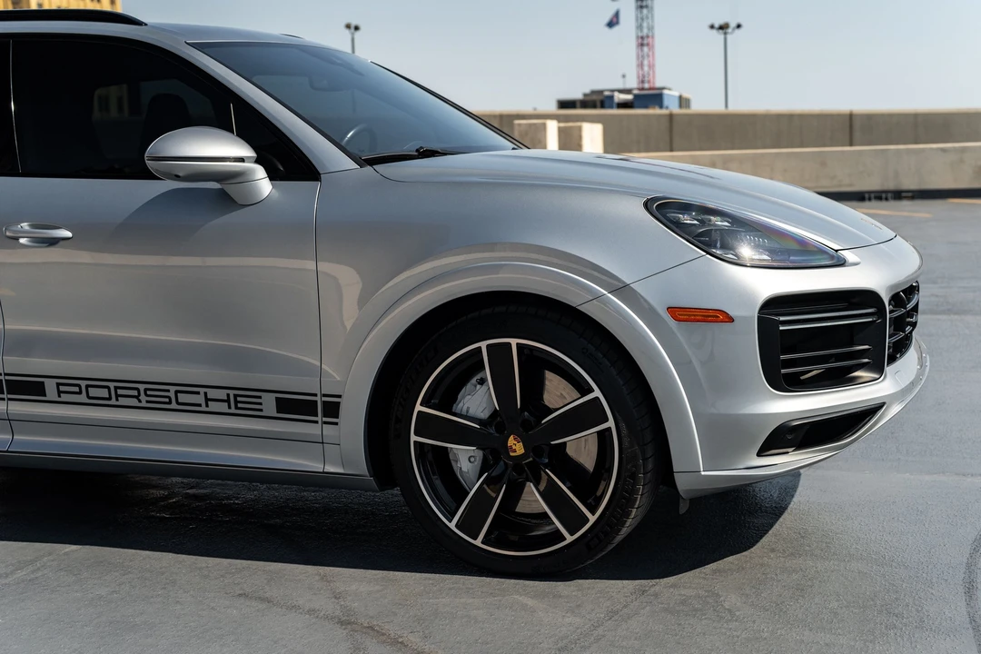 2019 Porsche 9Y0/9Y3 Cayenne Turbo - Image 13 of 27
