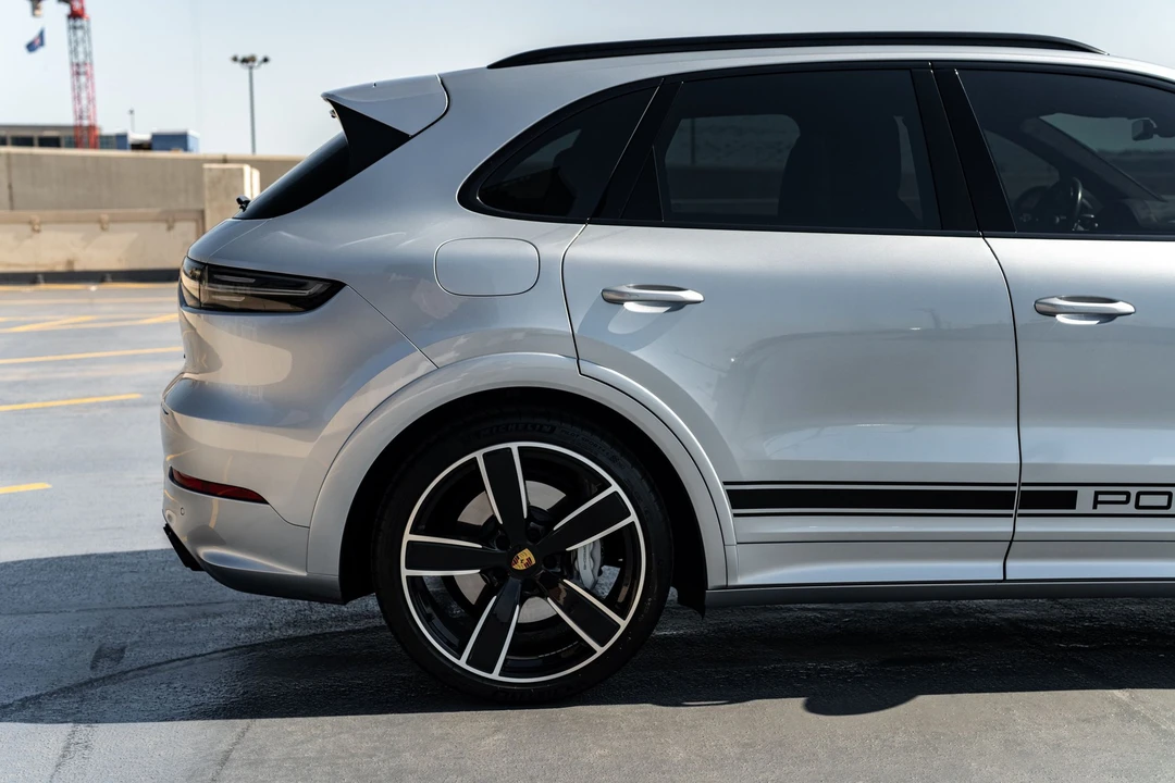 2019 Porsche 9Y0/9Y3 Cayenne Turbo - Image 16 of 27