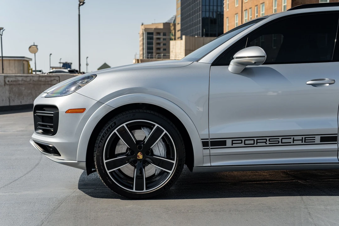 2019 Porsche 9Y0/9Y3 Cayenne Turbo - Image 23 of 27