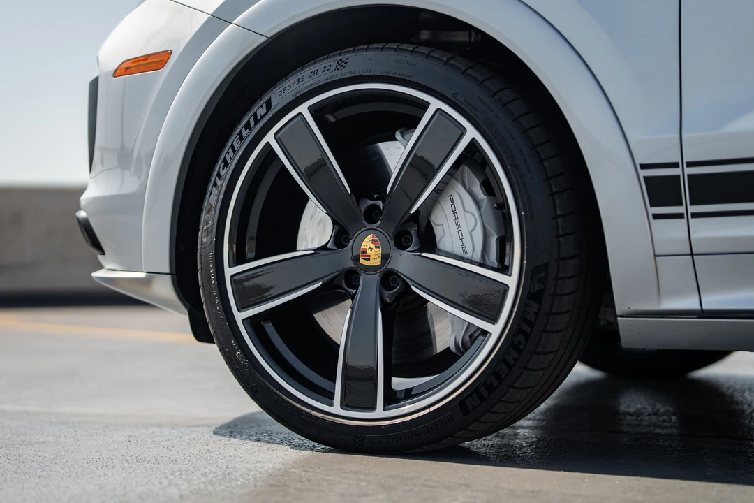 2019 Porsche 9Y0/9Y3 Cayenne Turbo - Image 24 of 27