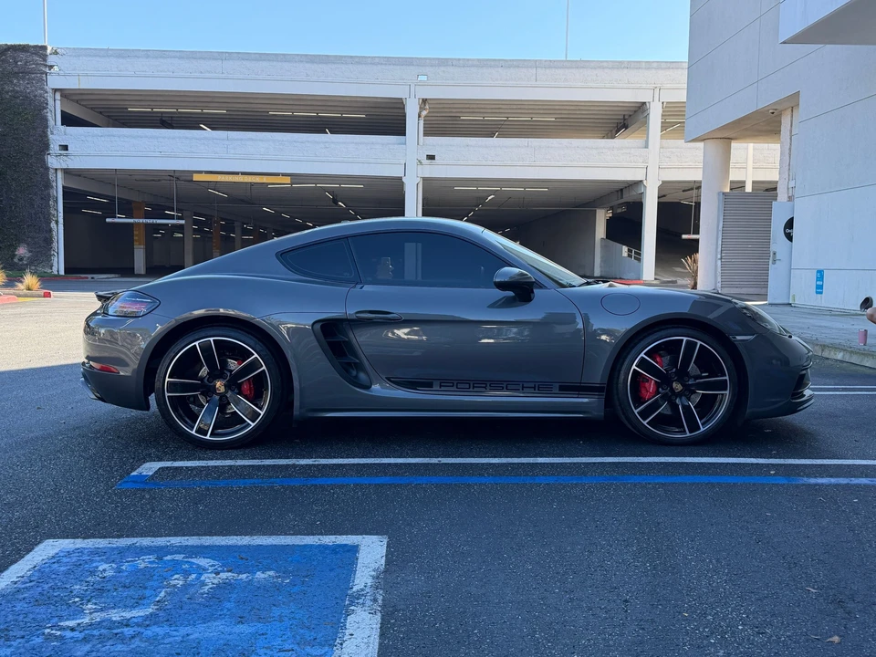 2019 Porsche 718 Cayman S - Image 2 of 23
