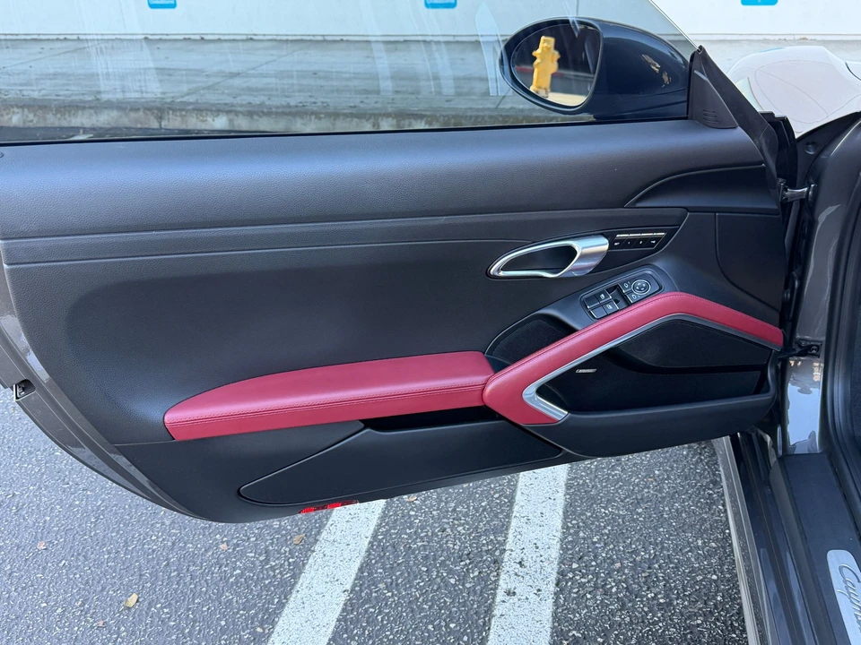 2019 Porsche 718 Cayman S - Image 11 of 23