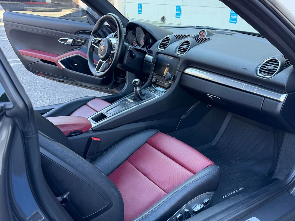 2019 Porsche 718 Cayman S - Image 13 of 23