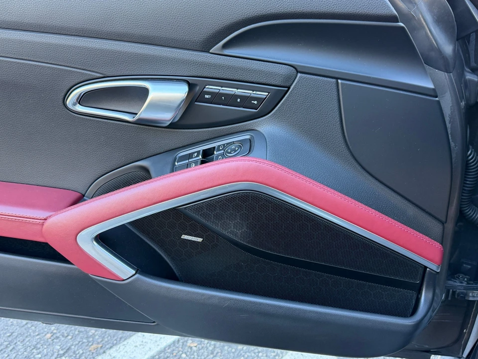 2019 Porsche 718 Cayman S - Image 18 of 23