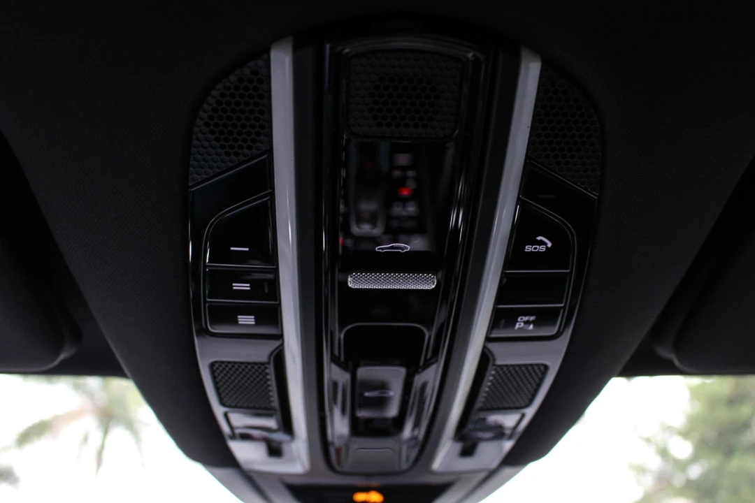 2019 Porsche 9Y0/9Y3 Cayenne - Image 17 of 21