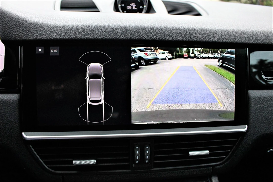 2019 Porsche 9Y0/9Y3 Cayenne - Image 18 of 21