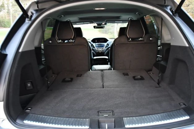 2020 Acura MDX 3rd Gen - Image 8 of 13
