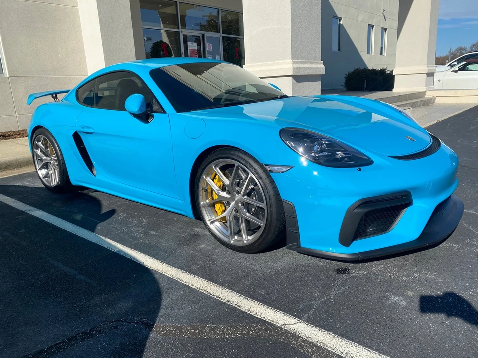 2020 Porsche 718 Cayman GT4 - Image 4 of 6