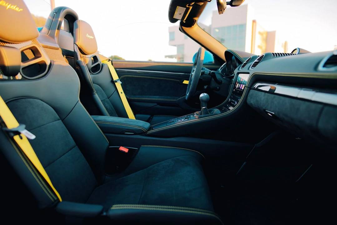 2020 Porsche 718 Boxster Spyder - Image 15 of 20