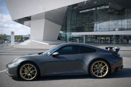 2020 Porsche 911 Carrera 2