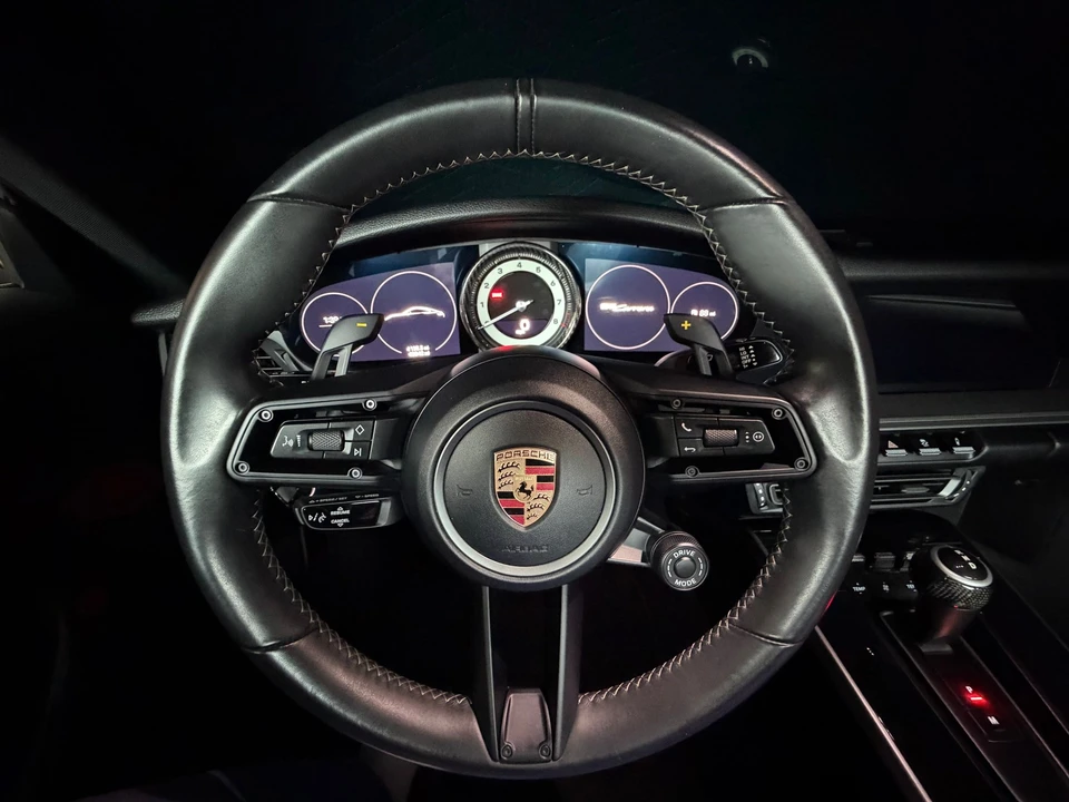 2020 Porsche 992 Carrera - Image 13 of 31