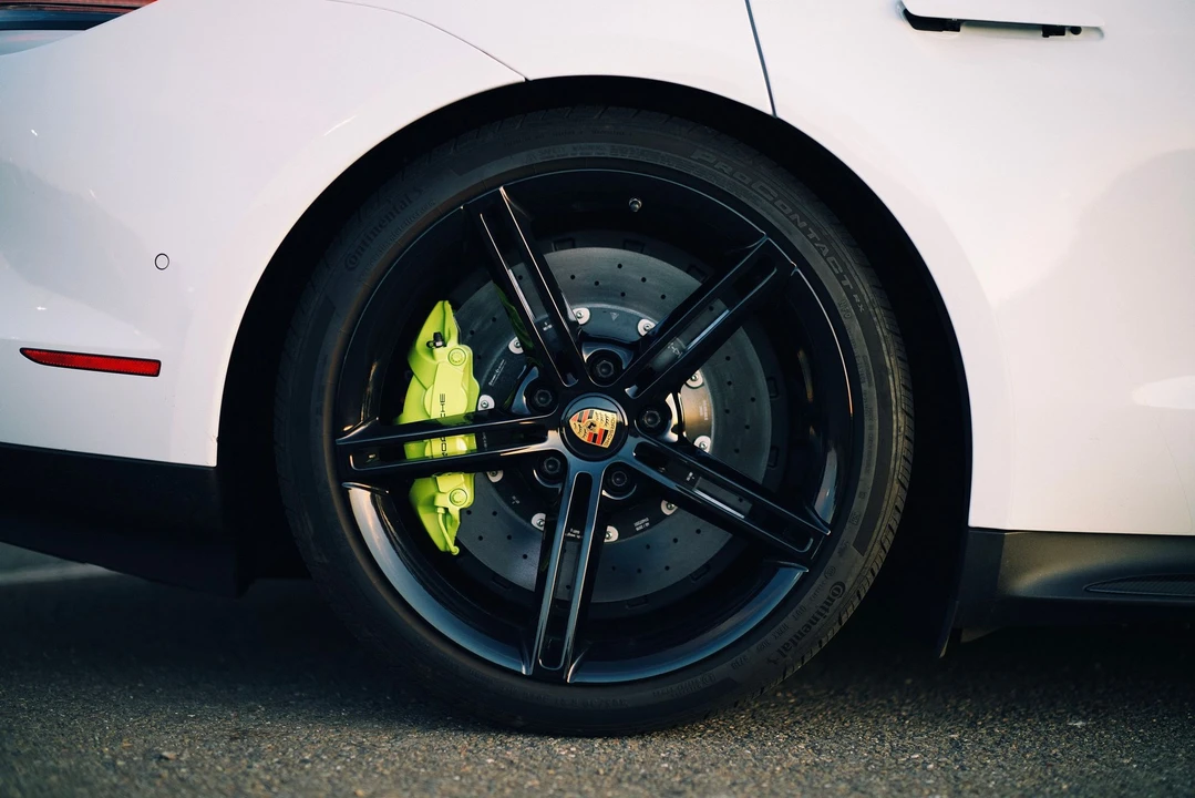 2020 Porsche Taycan Turbo S - Image 13 of 25