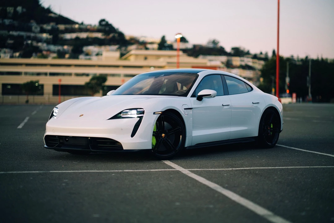 2020 Porsche Taycan Turbo S - Image 9 of 25
