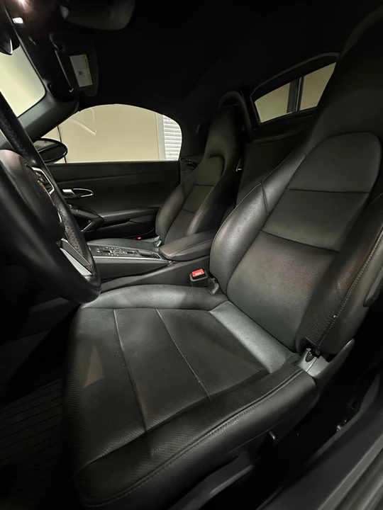 2021 Porsche 718 Boxster - Image 21 of 28