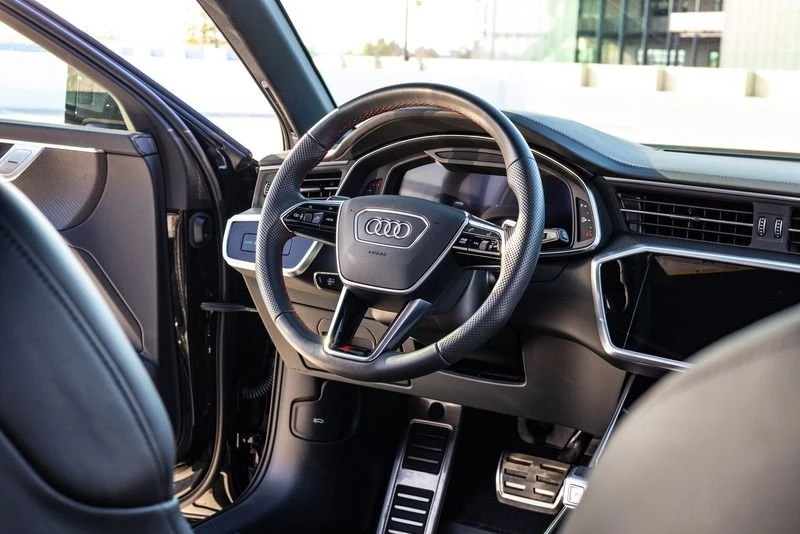 2021 Audi C8 RS6 - Image 8 of 9