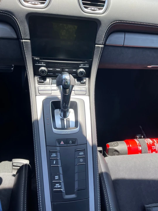 2021 Porsche 718 Cayman GT4 - Image 8 of 12
