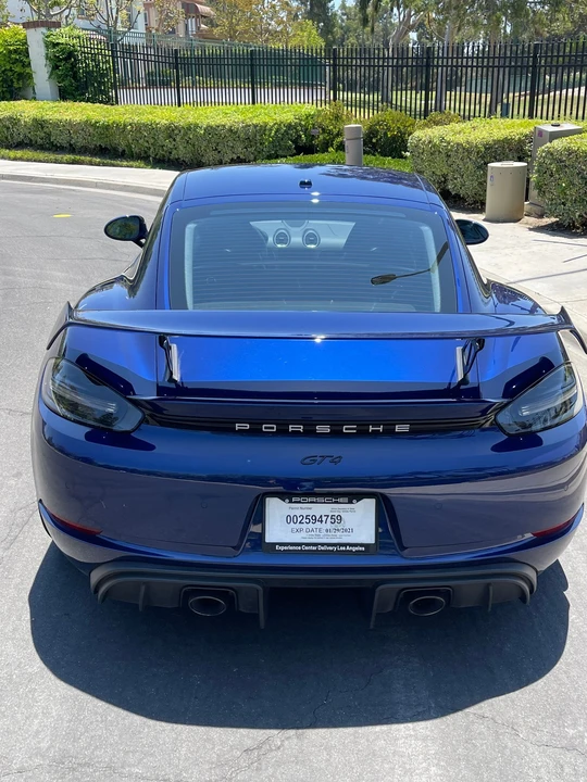2021 Porsche 718 Cayman GT4 - Image 4 of 12