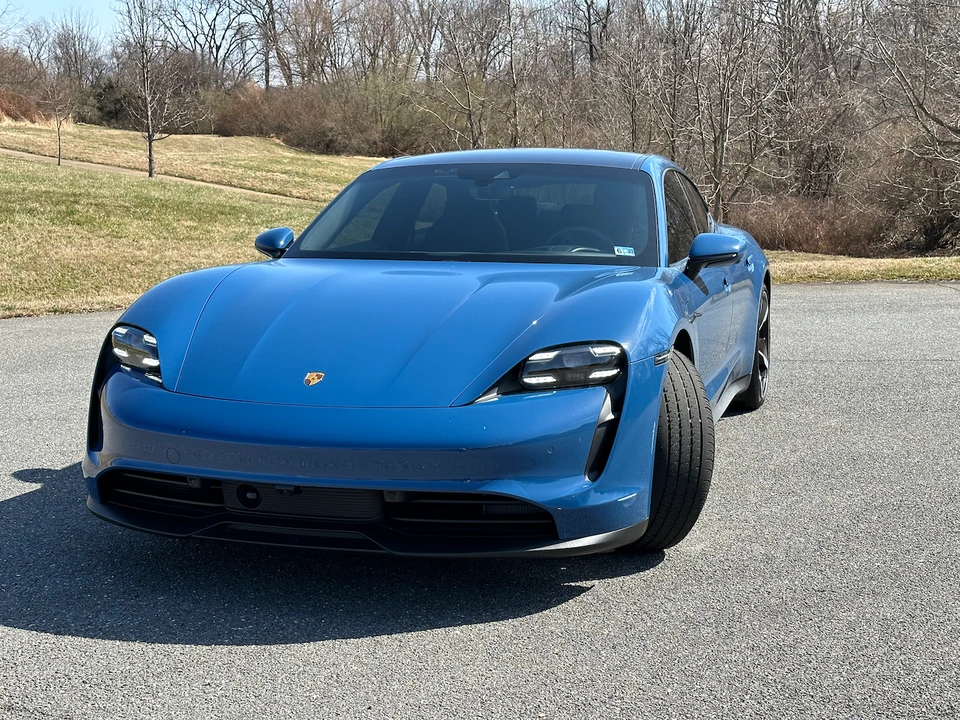 2021 Porsche Taycan 4S - Image 2 of 11