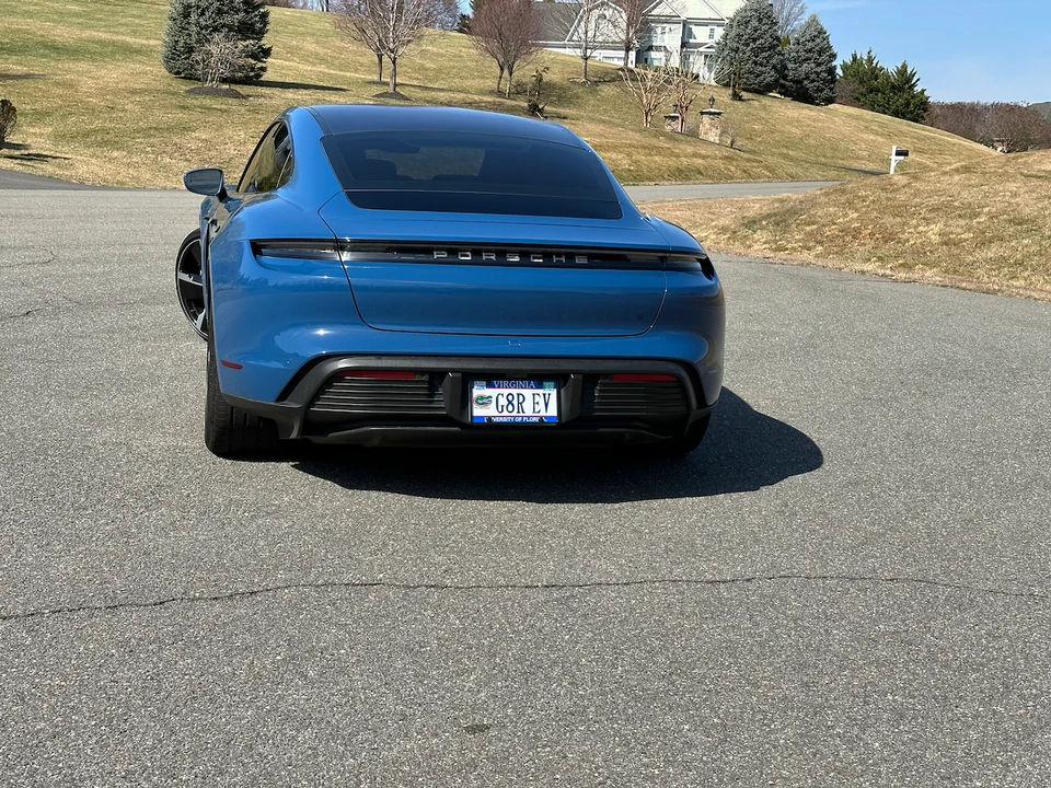 2021 Porsche Taycan 4S - Image 5 of 11