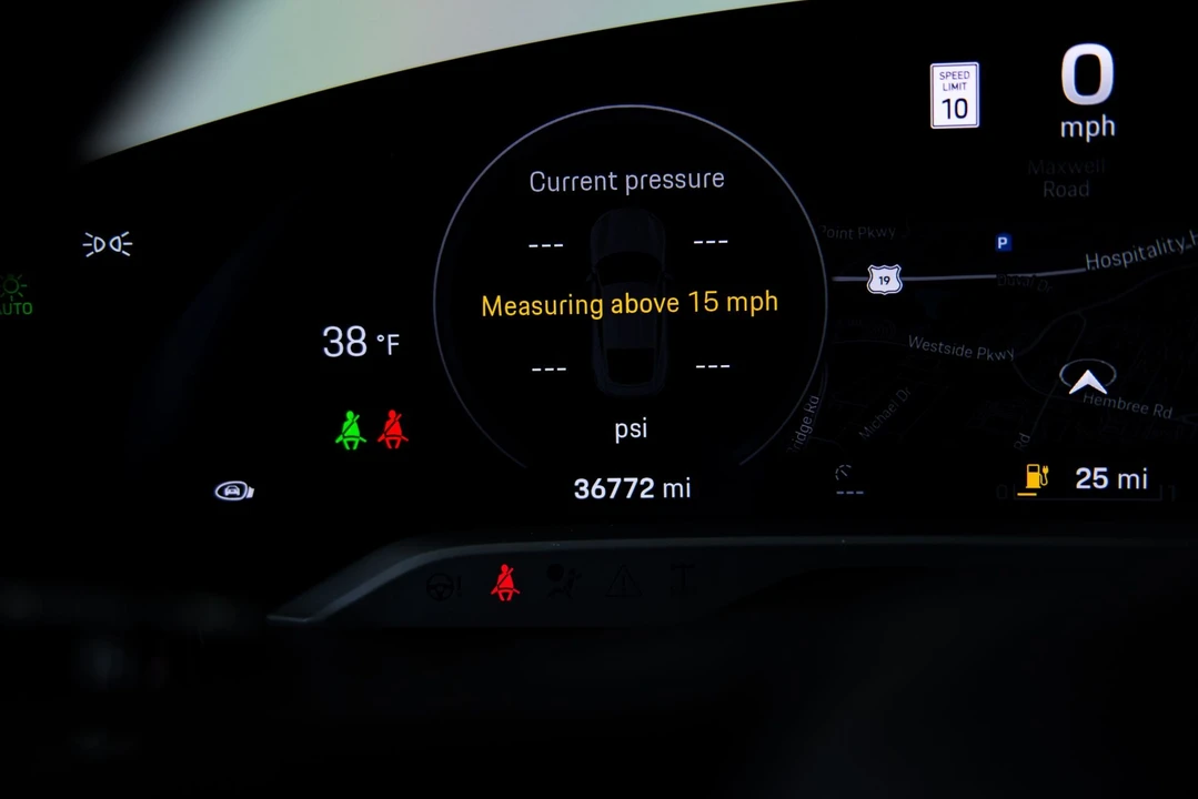 2021 Porsche Taycan 4S - Image 20 of 31