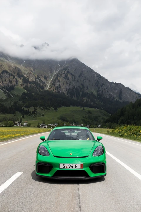 2022 Porsche 718 Cayman GT4 - Image 2 of 7
