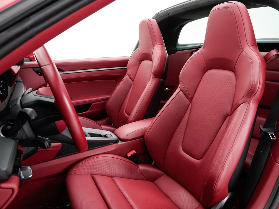 2021 Porsche 992 Targa 4 & 4S - Image 18 of 31
