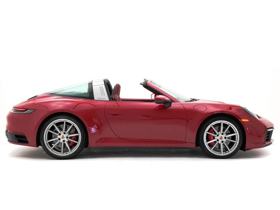 2021 Porsche 992 Targa 4 & 4S - Image 2 of 31